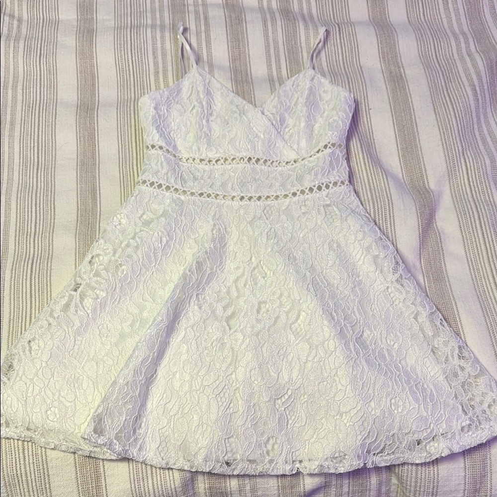 Elegant White Lace Dress